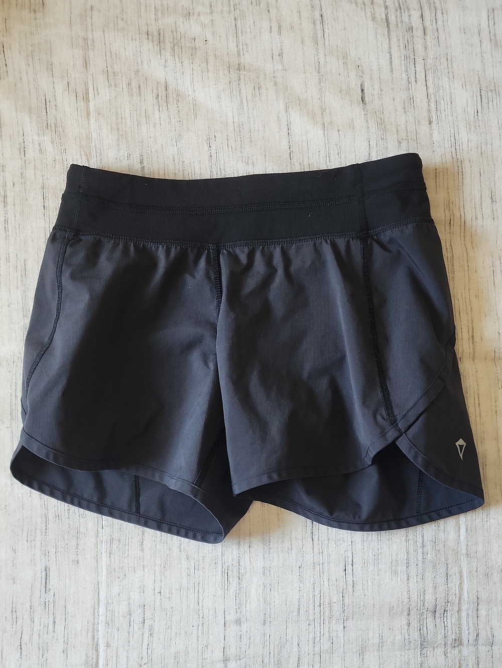 Ivivva Lined Black Athletic Shorts Girls 12